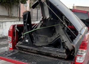 Pecas-de-veiculo-furtado-em-SP-mediante-fraude-a-locadora
