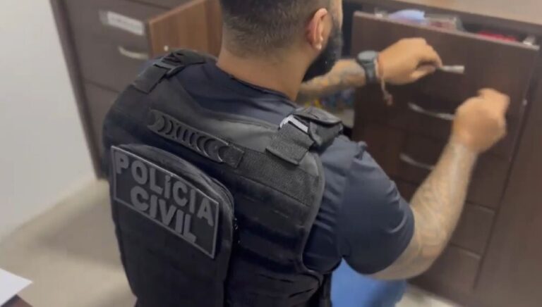 Policia-Civil-apreende-materiais-usados-em-esquema-de-golpes-contra-idosos-Fotos-Paloma-Simina-Ascom-PCBA-2-070826