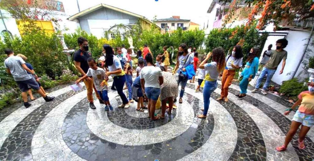 Projeto-Raizes-do-Sorriso-abre-inscricoes-para-oficinas-gratuitas-de-percussao-e-danca-Foto-Divulgacao