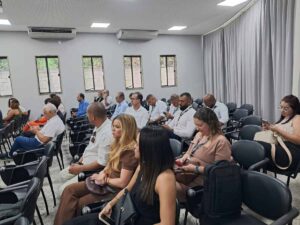 Reuniao-para-obras-de-requalificacao-do-CIS_-foto-Ney-Silva-AC-1