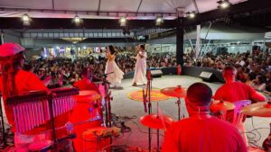 Show-de-Maryzelia-e-Roberta-Sa-Foto-Kaio-Vinicius-Acorda-Cidade-3