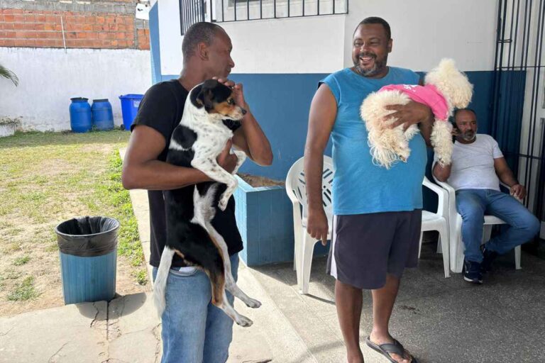 Vacinacao-Caes-e-Gatos-foto-Abraao-Melo