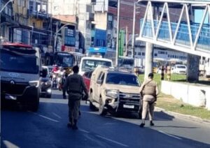 acao-policial-em-Pernambues