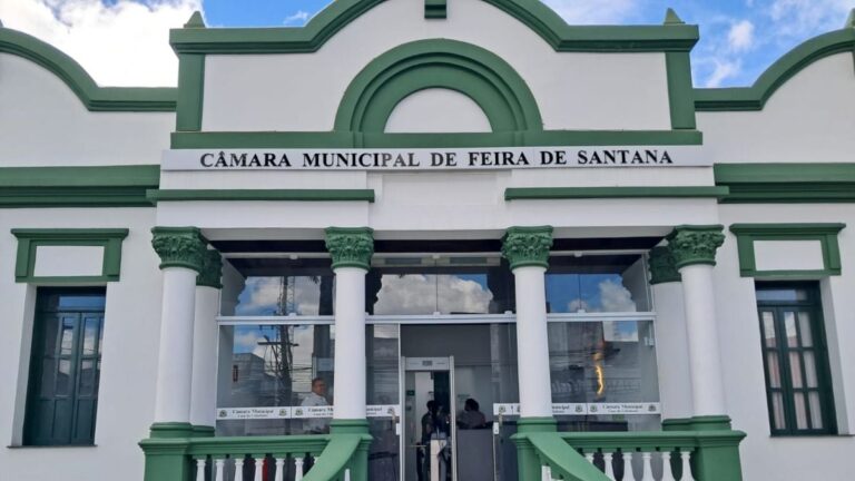 camara-de-vereadores-de-Feira-de-Santana-foto-Ney-Silva-
