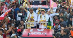 caminhada-da-liberdade-em-Salvador-carreata-Lula-PT-a-Bahia-Foto-Reporducao-Bahia-Noticias-2