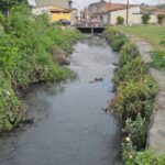 canal-rua-lopes-rodrigues-bairro-lagoa-salgada-foto-paulo-jose-acorda-cidade