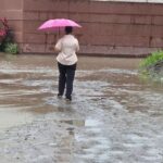chuva-morador-alagamento-Rua-Claudemiro-Campos-Suzar-foto-Paulo-Jose-Aocrda-Cidade-05