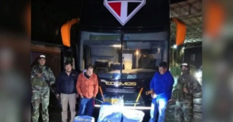 onibus-que-transportaria-equipe-do-SP-interceptado-com-drogas-na-Bolivia