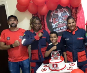 Aniversario-do-Joao-com-tema-da-Brigada-Aguia-Resgate-