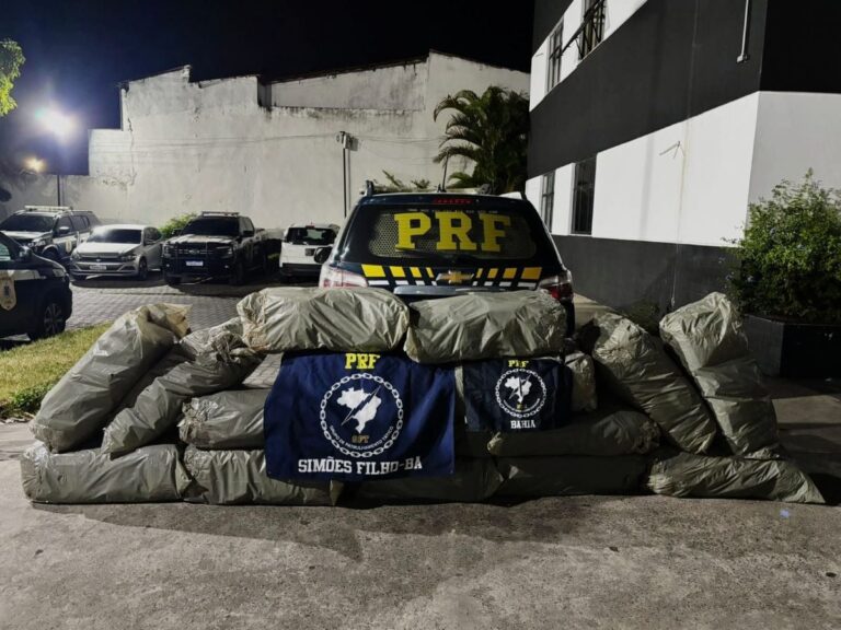 BR-324-PRF-apreende-quase-100-kg-de-maconha-em-Feira-de-Santana-foto-divulgacao-
