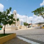 Bonfim-de-Feira-igreja-catolica-praca-foto-ed-santos-acorda-cidade
