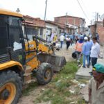 Cinco-ruas-de-Bonfim-de-Feira-recebem-obras-de-drenagem-de-aguas-pluviais-Foto-Jorge-Magalhaes
