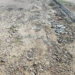 Com-buracos-e-lama-moradores-do-Conjunto-Feira-X-reclamam-de-falta-de-pavimentacao-foto-Ed-Santos-Acorda-Cidade-5