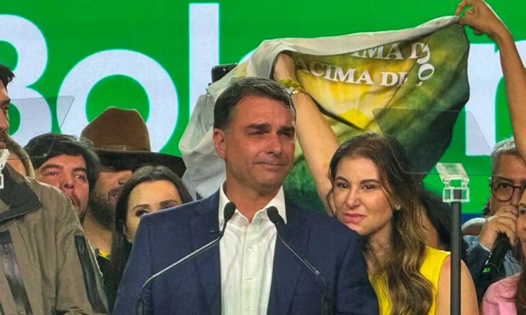 Flavio-Bolsonaro-Foto-Maura-Martins-TV-Brasil