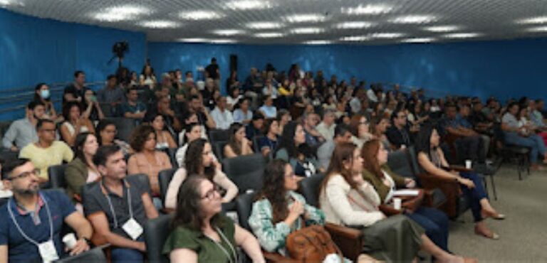 Mais-de-150-servidores-sao-treinados-para-auditoria-das-urnas-nas-Eleicoes-2026-na-Bahia-Foto-Reproducao-TRE-BA