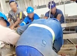 Momento-da-tentativa-de-socorro-a-Marlon-Amorim-de-Souza-Foto-Reproducao-2-032906-1
