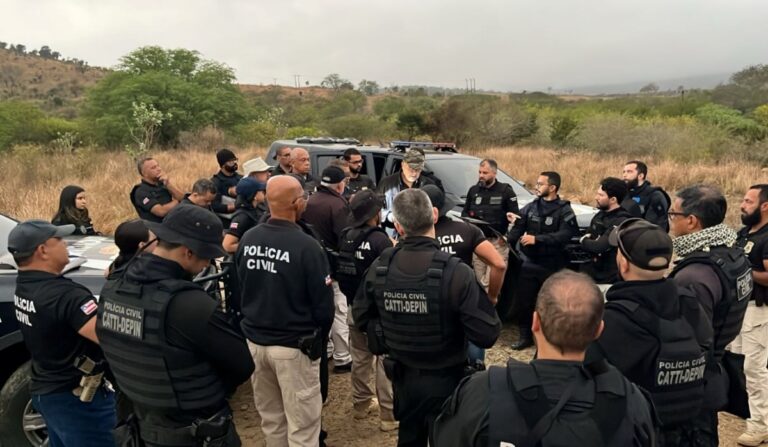 Operacao-da-Policia-Civil-em-Itambpem-foto-divulgacao