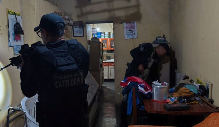 Policia-desarticula-grupo-criminoso-suspeito-de-trafico-homicidios-e-roubos-na-Bahia-e-SP-foto-divulgacao-