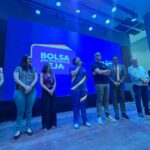 Prefeitura-de-Feira-de-Santana-sanciona-Bolsa-Permanencia-de-R-200-para-alunos-da-EJA-Foto-Ney-Silva-Acorda-Cidade-6