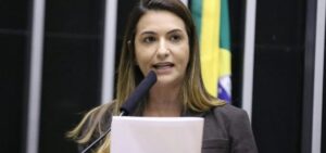 Roberta-Roma-Foto-Kayo-Magalhaes-Camara-dos-Deputados-1-1