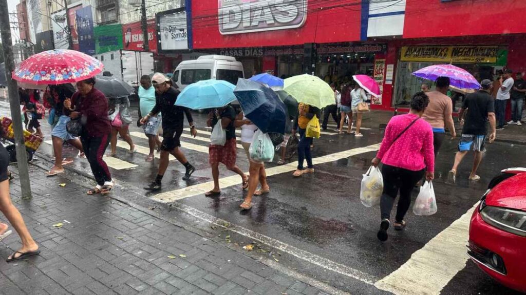 Transito-comercio-chuva-em-Feira_-foto-Paulo-Jose-7