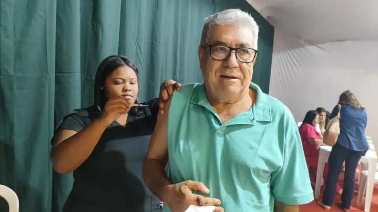 Vacinacao-contra-a-gripe-ft-ed-santos-acorda-cidade-12
