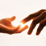 espirita-espiritualidade-Deus-criacao-homem-vida-luz-foto-arte-