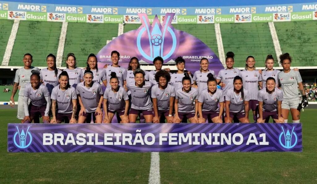 jogadoras-futebol-feminino-Sao-Paulo-foto-Miguel-Schincariol-Saopaulofcnet_