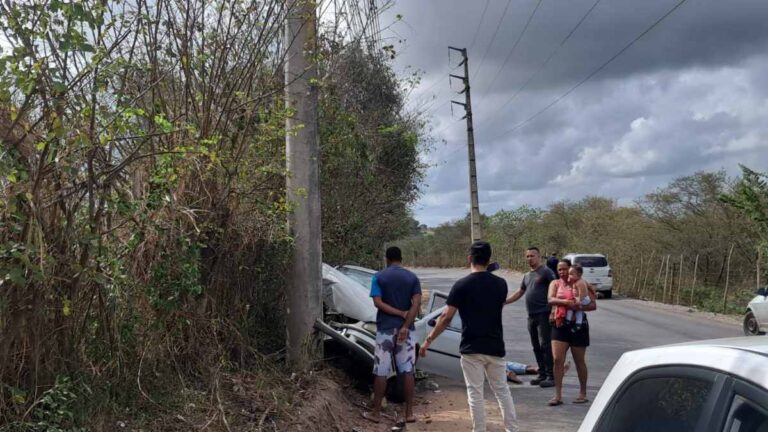 Acidente-na-Estrada-do-Limoeiro-1