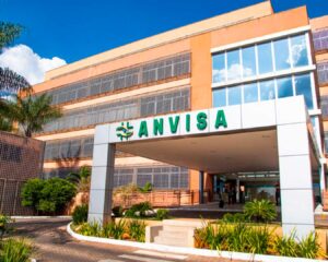 Anvisa_acelera_modernizacao_e_promete_cortar_prazo_de_analises_pela_metade_em_6_meses-1