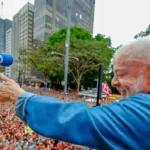 Ato-de-Lula-na-paulista-