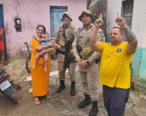 Bebe-de-11-meses-reencontra-a-familia-apos-sequestro-no-sul-da-Bahia-Foto-CIPRv-Itabuna