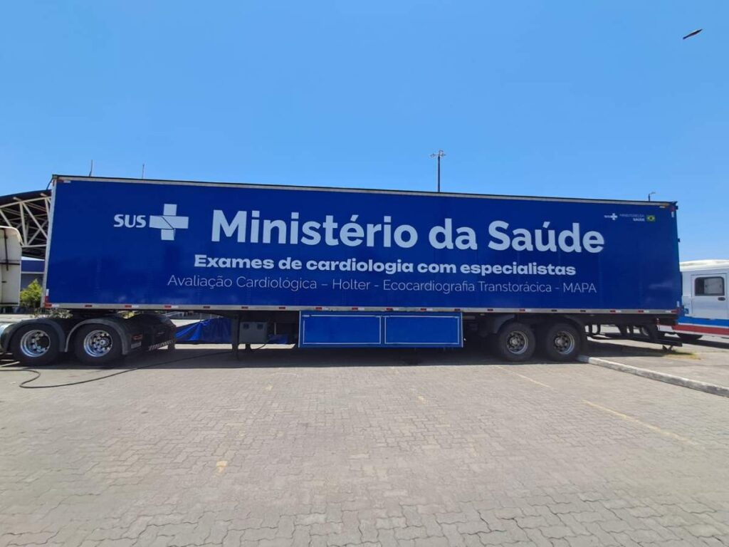 Carreta-de-exames-cardiologicos-Foto-Ney-Silva-Acorda-Cidade-2