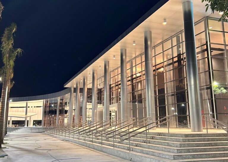 Centro-de-Convencoes-de-Feira-de-Santana-foto-secult-ba-1