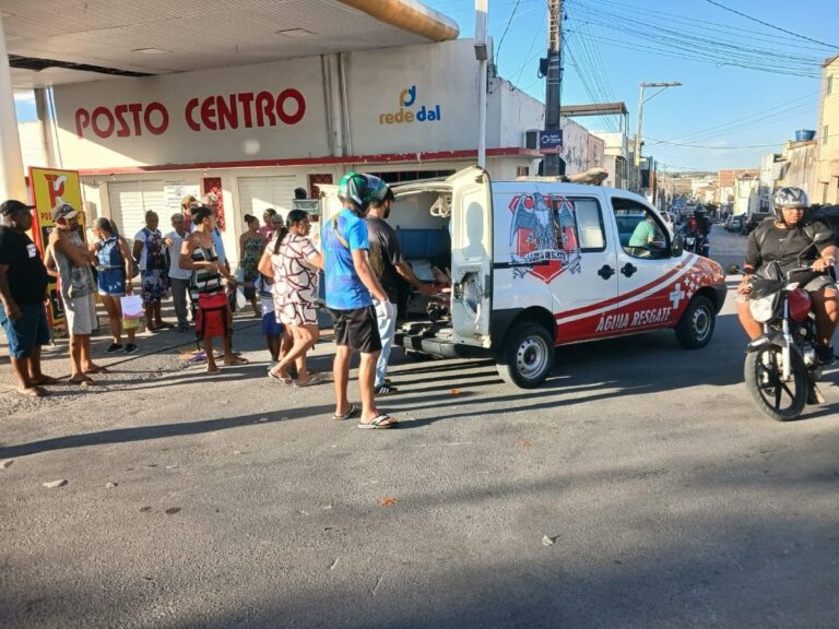 Colisao-deixa-mulher-e-netas-feridas-em-Coite-bebe-de-2-anos-sofreu-lesoes-no-rosto-foto-reproducao-01