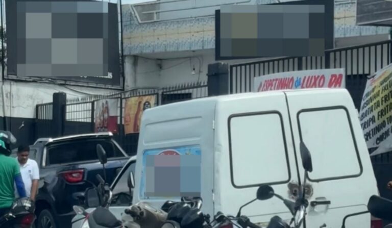 Comerciante-e-conduzido-por-venda-de-bebidas-alcoolicas-durante-eleicoes-em-Feira-de-Santana-foto-reproducao-