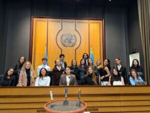 Estudante-feirense-de-Direito-apresenta-pesquisa-sobre-a-ditadura-brasileira-na-Suica