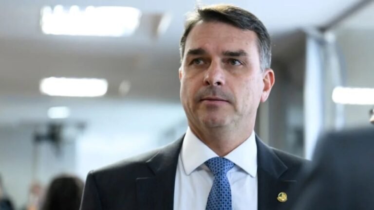 Flavio-Bolsonaro-1-1