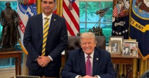 Flavio-Bolsonaro-e-Trump