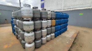Gas-de-cozinha-tem-aumento-de-R-5-na-Bahia-e-reajuste-chega-a-Feira-de-Santana-foto-Ed-Santos-Acorda-Cidade-1