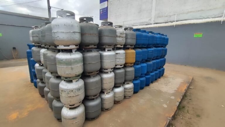 Gas-de-cozinha-tem-aumento-de-R-5-na-Bahia-e-reajuste-chega-a-Feira-de-Santana-foto-Ed-Santos-Acorda-Cidade-1