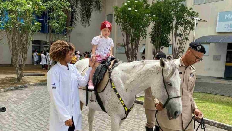HEC-promove-acoes-de-humanizacao-durante-o-Mes-das-Criancas-Foto-Divulgacao-258-231026
