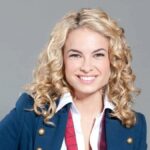 Lua-Blanco-como-Roberta-na-novela-Rebelde-Foto-Divulgacao-Record-1