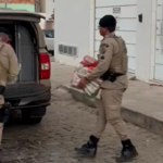 PM-conduz-dono-de-comercio-por-suspeita-de-compra-de-votos-com-cestas-basicas-foto-reproducao-
