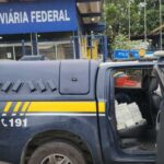 PRF-apreende-50-kg-de-cocaina-em-carro-apos-acidente-na-BR-116-Foto-PRF-161026