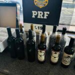 PRF-apreende-cigarros-eletronicos-e-medicamento-de-origem-estrangeira-na-BR-116-Foto-PRF-151026