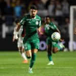 Palmeiras-em-jogo-contra-a-equipe-do-Santos-FC-Foto-Cesar-Greco-Palmeiras-291026-2