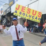 Pastor-Isidorio-faz-caminhada-em-Feira-de-Santana-Ney-Silva-acorda-cidade-3