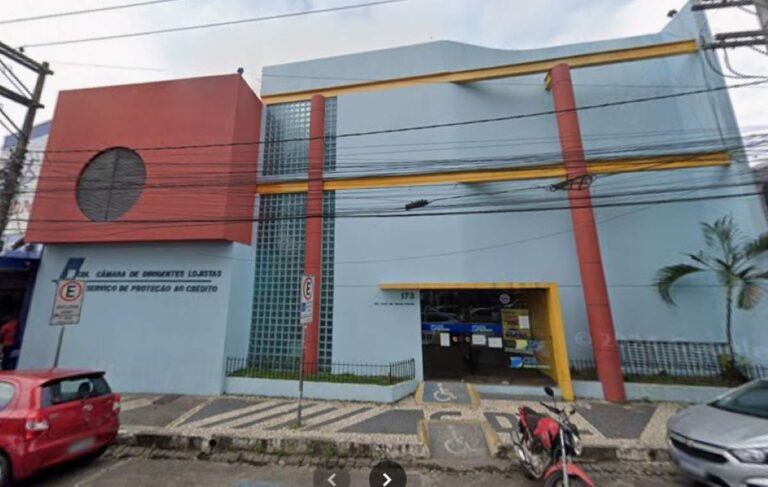 Sede-da-Camara-de-Dirigentes-Lojistas-CDL-de-Feira-de-Santana-Foto-Reproducao-Google-Street-View-261026