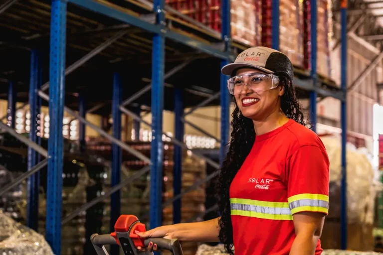 Solar-Coca-Cola-abre-diversas-vagas-no-estado-Divulgacao